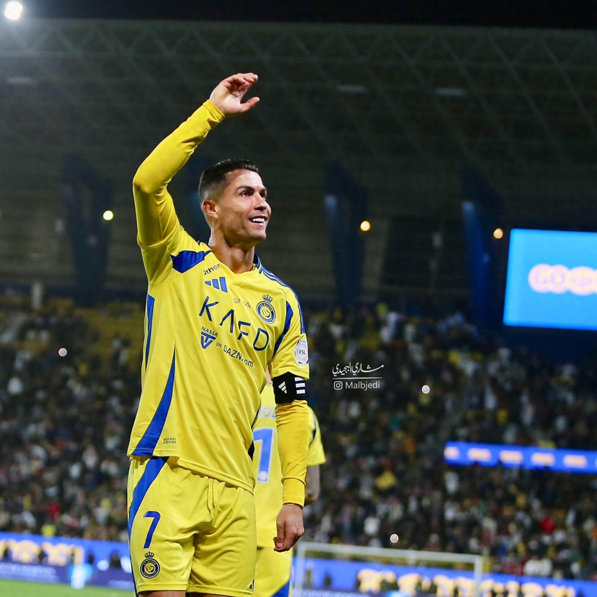 Kaiyun-C罗意外战胜尤文图斯，重返赛场引爆全场！观众掌声雷动的简单介绍