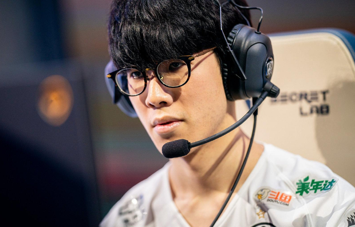 开云- 雷霆厉池语默全文 