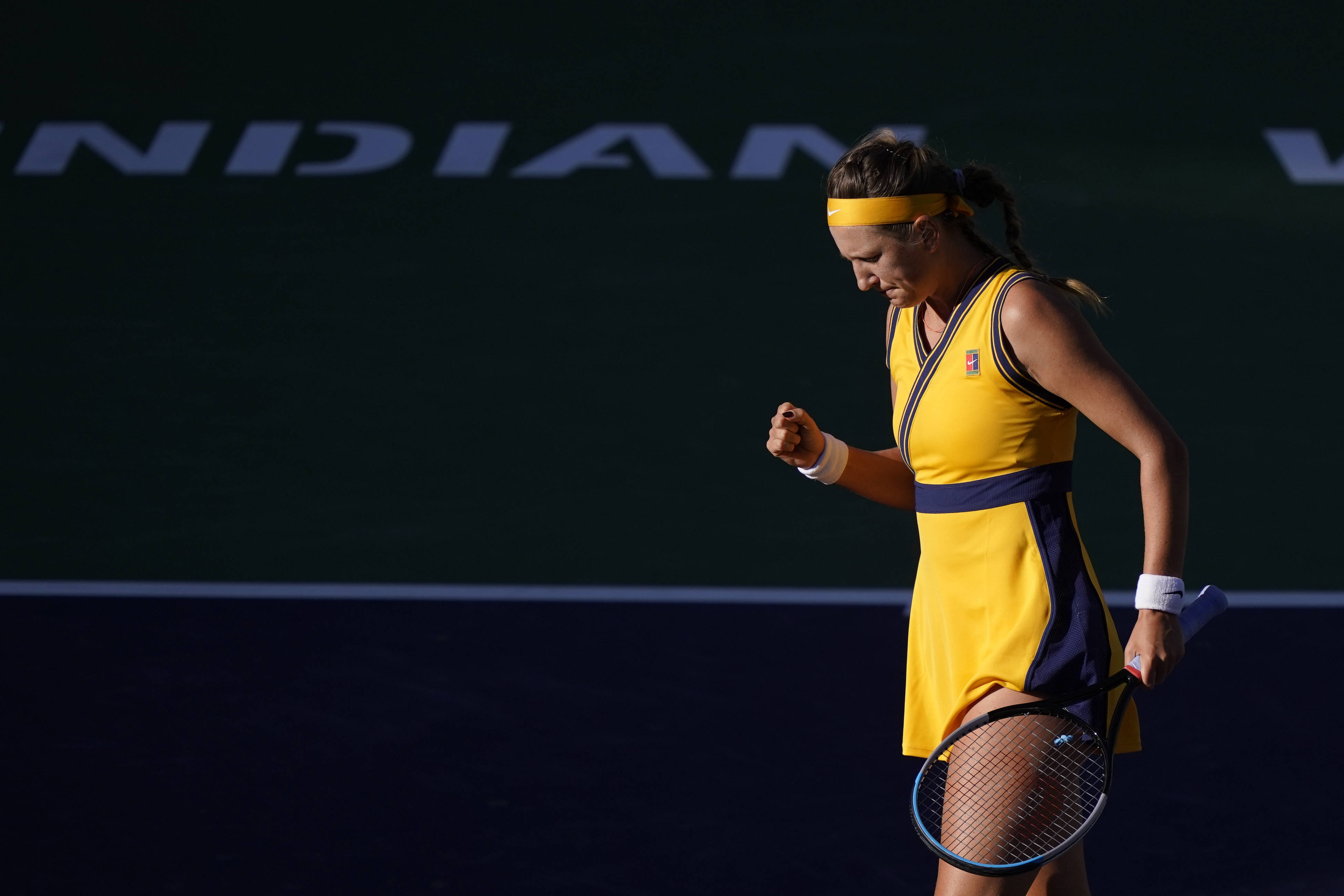 开云-阿扎伦卡在利物浦比赛中战术调整，赛况扑朔迷离引发热议！的简单介绍